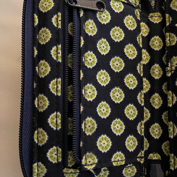 Vera Bradley wallet - Picture 7 of 7